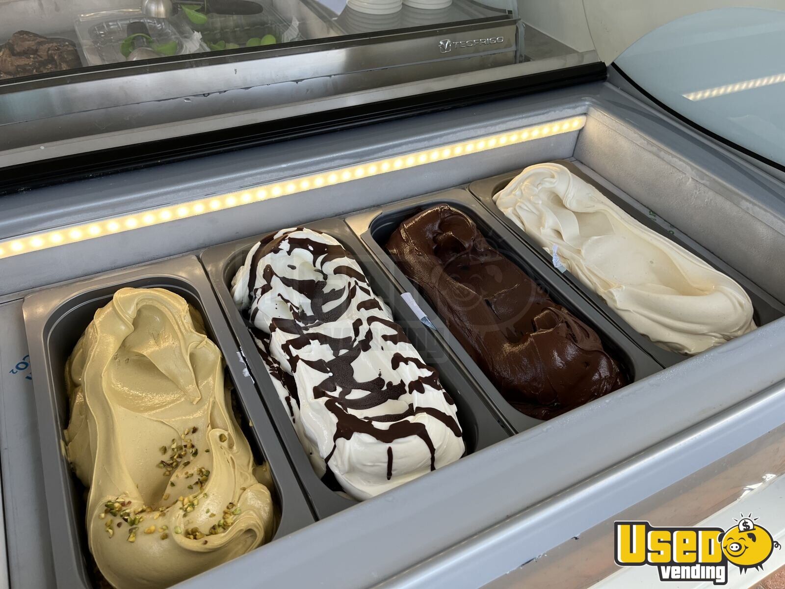 HeadTurning 2022 Piaggio City Extra Ice Cream and Snack Truck for Sale