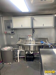 2022 Custom Kitchen Trailer Kitchen Food Trailer Upright Freezer Illinois Diesel Engine for Sale