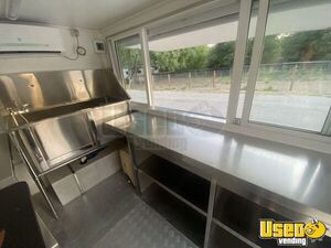 2022 Dog Grooming Trailer Pet Care / Veterinary Truck Cabinets California for Sale