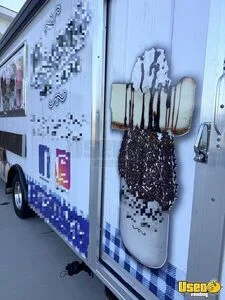 2022 E-450 Ice Cream Truck Concession Window North Carolina Gas Engine for Sale