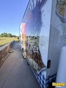 2022 E-450 Ice Cream Truck Exterior Customer Counter North Carolina Gas Engine for Sale