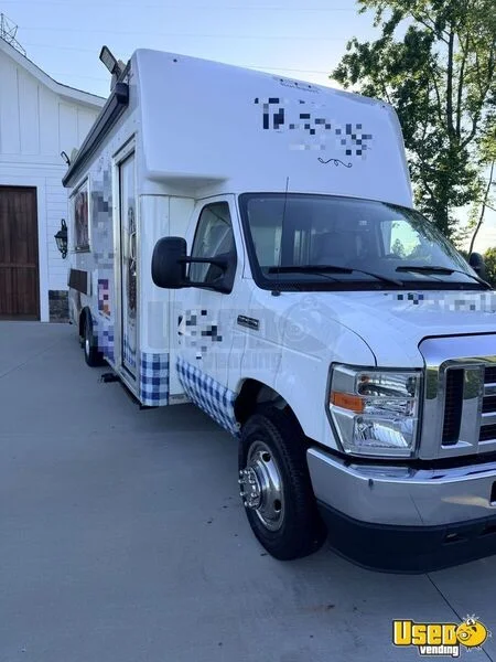 2022 E-450 Ice Cream Truck North Carolina Gas Engine for Sale
