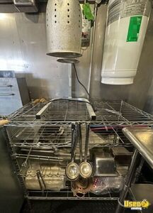 2022 Enclosed Kitchen Food Trailer Stovetop Utah for Sale