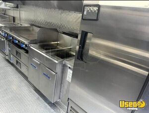 2022 Enclosed Trailer 22' 7k Kitchen Food Trailer Insulated Walls Washington for Sale