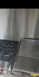 2022 Enclosed Trailer Kitchen Food Trailer Fryer Texas for Sale