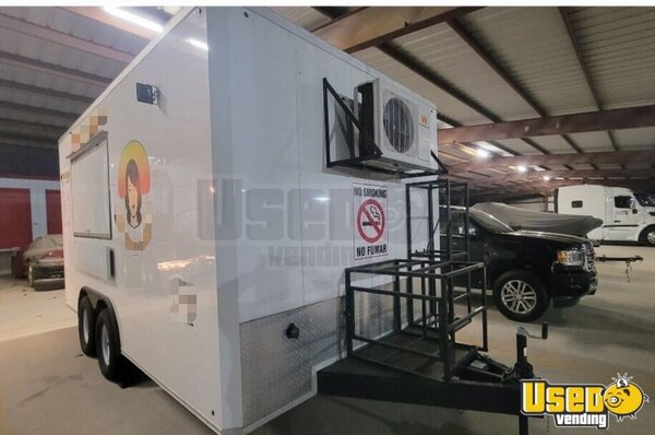 2022 Enclosed Trailer Kitchen Food Trailer Texas for Sale