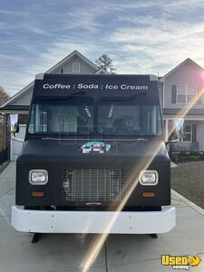 2022 F-59 Coffee & Beverage Truck Concession Window North Carolina Gas Engine for Sale
