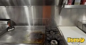 2022 F59 All-purpose Food Truck Diamond Plated Aluminum Flooring California Gas Engine for Sale