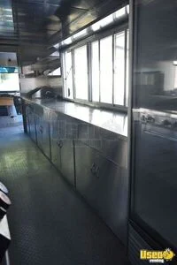 2022 F59 All-purpose Food Truck Diamond Plated Aluminum Flooring Florida Gas Engine for Sale