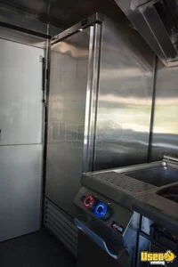 2022 F59 All-purpose Food Truck Upright Freezer Florida Gas Engine for Sale