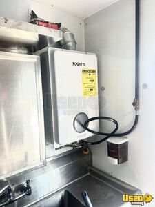 2022 F59 Catering Food Truck Hot Water Heater Virginia Gas Engine for Sale