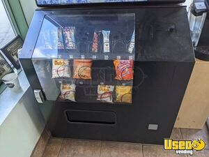 2022 Fm4162203133 Vending Combo 2 Alberta for Sale