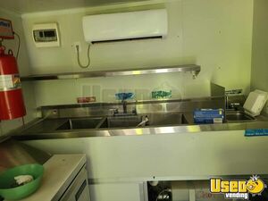 2022 Food Trailer Kitchen Food Trailer Removable Trailer Hitch Missouri for Sale