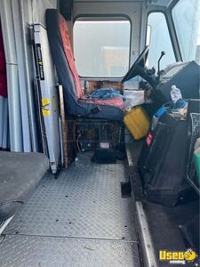 2022 Food Truck All-purpose Food Truck Exterior Customer Counter California Diesel Engine for Sale