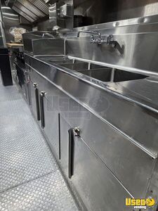 2022 Ford F59 Freightliner All-purpose Food Truck Insulated Walls California Diesel Engine for Sale