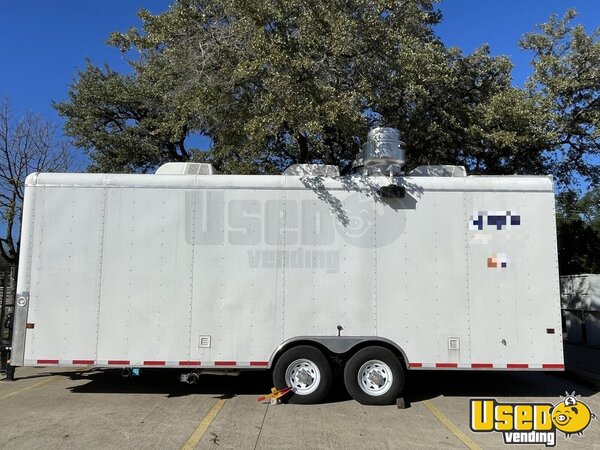 2022 Gk-248080-a Kitchen Food Trailer Texas for Sale