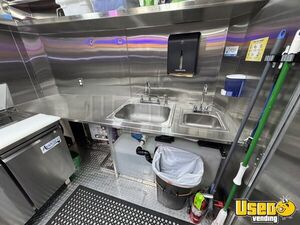 2022 H9618tt-100 Kitchen Food Trailer Stovetop Colorado for Sale