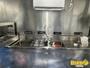 2022 Hm8x18 Kitchen Food Trailer Diamond Plated Aluminum Flooring Tennessee for Sale