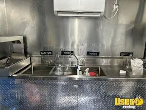 2022 Hm8x18 Kitchen Food Trailer Diamond Plated Aluminum Flooring Tennessee for Sale