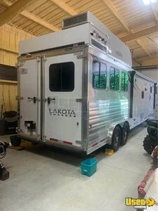 2022 Horse Trailer - Living Quaters Horse Trailer 3-horse Lq Trailer Refrigerator Louisiana for Sale