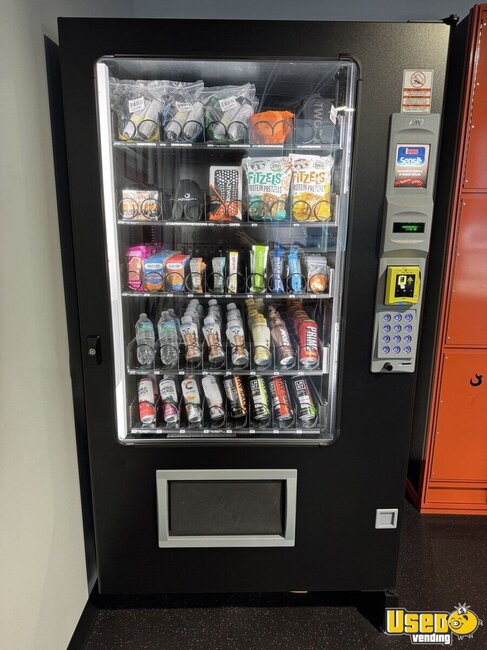 2022 Hwinf5c Ams Combo Vending Machine Iowa for Sale