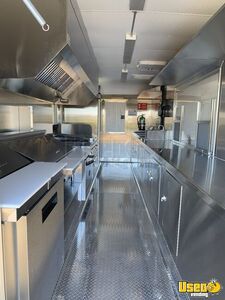 2022 Kitchen Concession Trailer Kitchen Food Trailer Diamond Plated Aluminum Flooring California for Sale