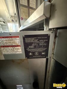 2022 Kitchen Food Trailer 39 Texas for Sale