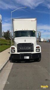 2022 Md6 Box Truck 3 California for Sale