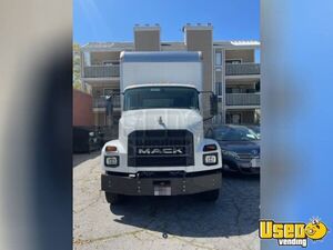 2022 Md6 Box Truck Cb Radio California for Sale