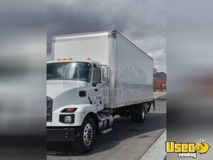 2022 Md642 Box Truck Freezer Utah for Sale
