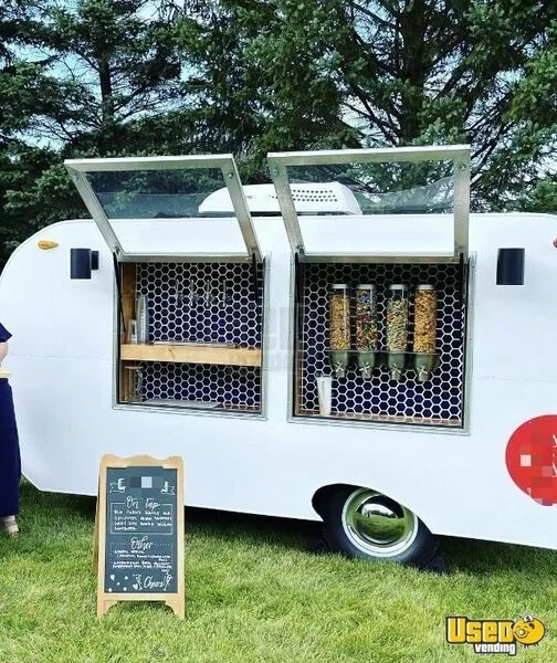 2022 Mid-size Beverage - Coffee Trailer Minnesota for Sale