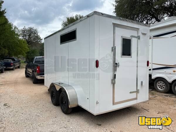 2022 Pet Care / Veterinary Truck Texas for Sale