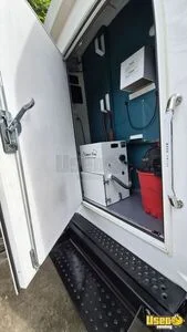 2022 Pet Stylist Elite Pet Care / Veterinary Truck Breaker Panel Georgia Gas Engine for Sale