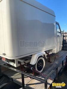 2022 Piaggio Ape Bakery Food Truck Bakery Food Truck 14 Texas for Sale