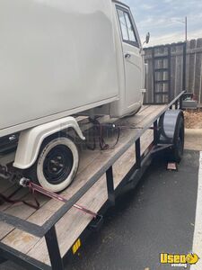 2022 Piaggio Ape Bakery Food Truck Bakery Food Truck Transmission - Automatic Texas for Sale