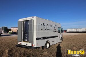 2022 Refrigerated Truck Catering Food Truck Insulated Walls Texas Gas Engine for Sale