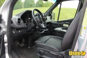 2022 Revel Motorhome Cabinets Tennessee Diesel Engine for Sale