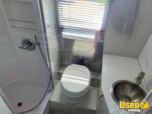 2022 Skoolie Conversion Airstream Shower New York for Sale