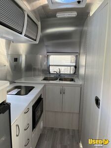 2022 Skoolie Conversion Airstream Tv New York for Sale