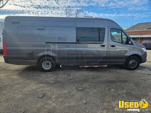 2022 Sprinter 4500 All-purpose Food Truck Air Conditioning Texas Diesel Engine for Sale