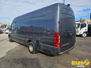 2022 Sprinter 4500 All-purpose Food Truck Insulated Walls Texas Diesel Engine for Sale
