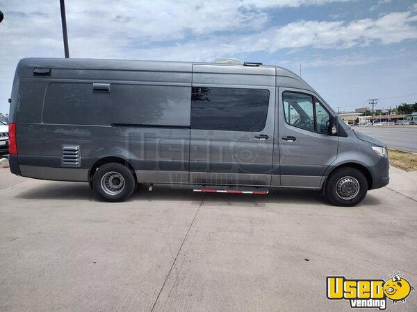 2022 Sprinter 4500 All-purpose Food Truck Texas Diesel Engine for Sale