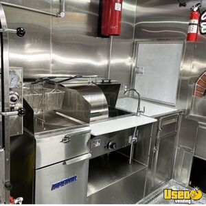 2022 Trailer Kitchen Food Trailer Removable Trailer Hitch California for Sale