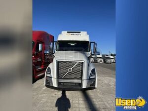 2022 Vnl Volvo Semi Truck 4 California for Sale
