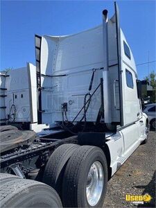 2022 Vnl Volvo Semi Truck 4 Ohio for Sale