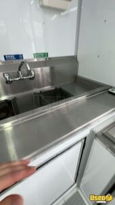 2022 (vt710fte) Concession Trailer 32 Florida for Sale