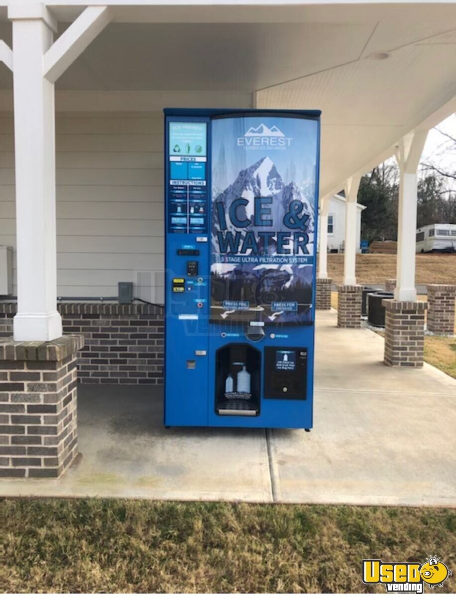 2022 Everest Ice VX3 Bagged Ice and Filtered Water Vending Machine For