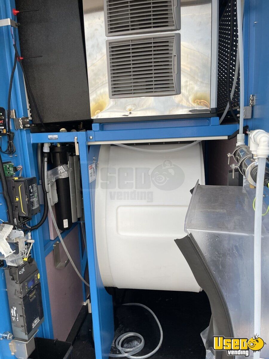 2022 Everest Ice VX4 Bagged Ice and Filtered Water Vending Machine For