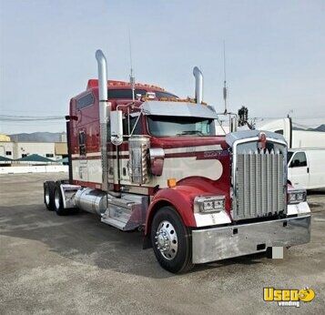 2022 W900 Kenworth Semi Truck California for Sale