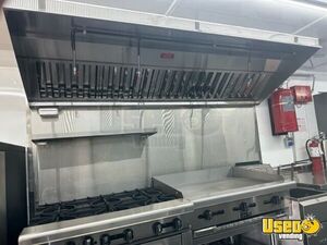 2023 2022uftmob Food Concession Trailer Kitchen Food Trailer Diamond Plated Aluminum Flooring Florida for Sale